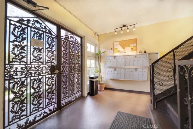 312 N Louise 108, Glendale, CA 91206