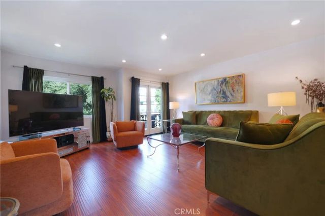 312 N Louise 108, Glendale, CA 91206