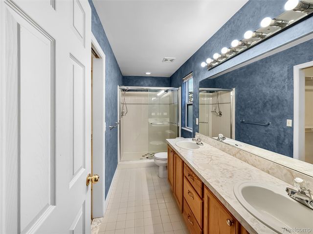 1400 Beaconsfield Avenue, Grosse Pointe Park, MI 48230