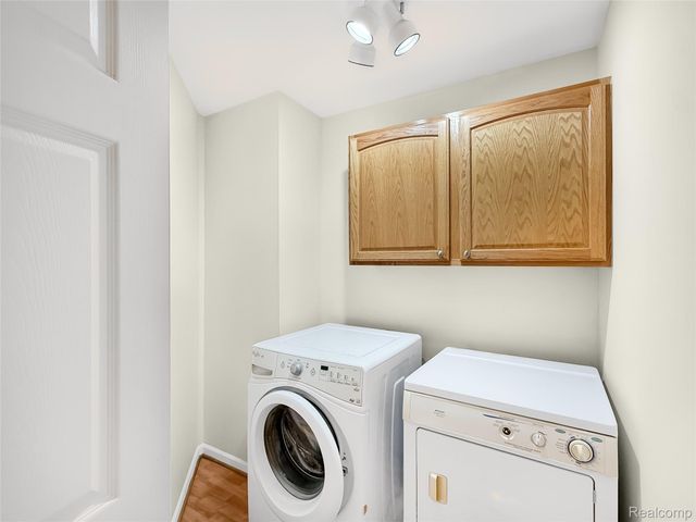 1400 Beaconsfield Avenue, Grosse Pointe Park, MI 48230