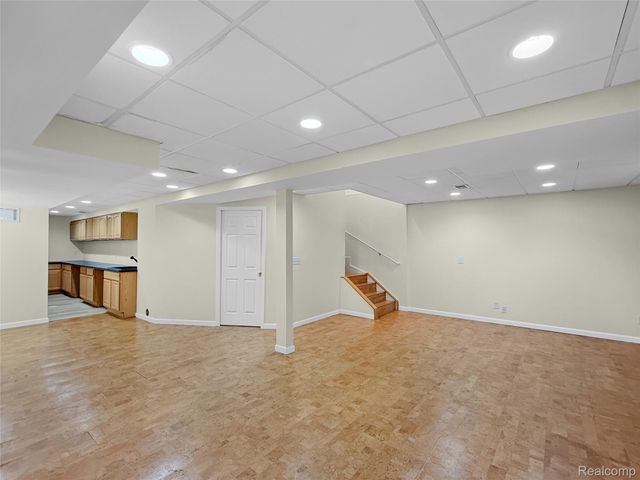 1400 Beaconsfield Avenue, Grosse Pointe Park, MI 48230