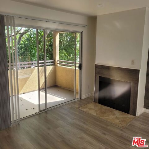 1200 S Shenandoah Street 305, Los Angeles, CA 90035