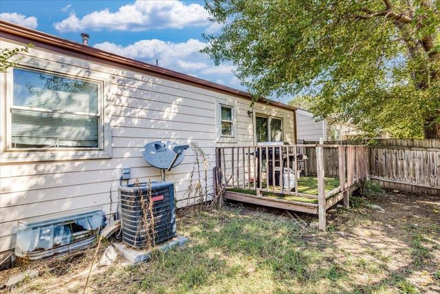 5213 E 20th St N, Wichita, KS 67208