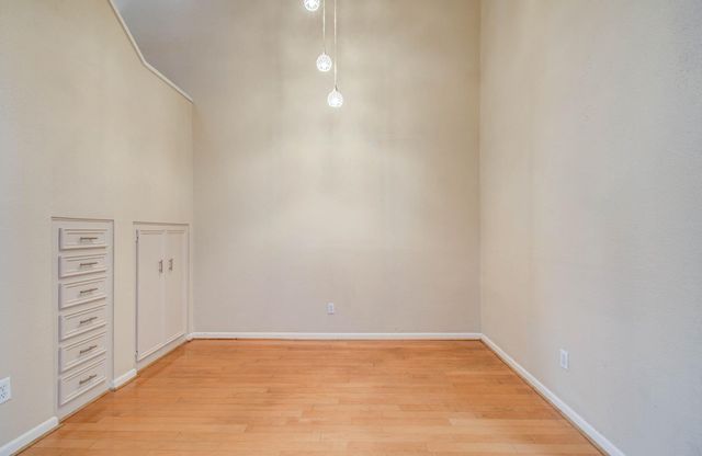 5230 Woodlawn Place 11, Bellaire, TX 77401