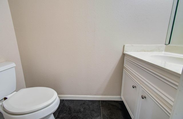 5230 Woodlawn Place 11, Bellaire, TX 77401