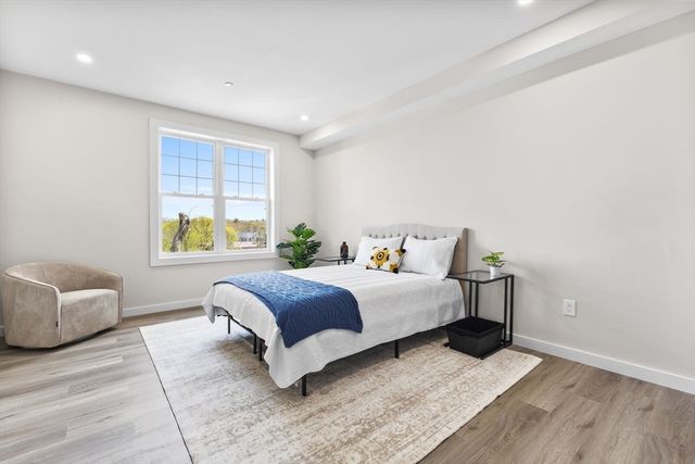 43-47 Fremont St 7, Boston, MA 02126