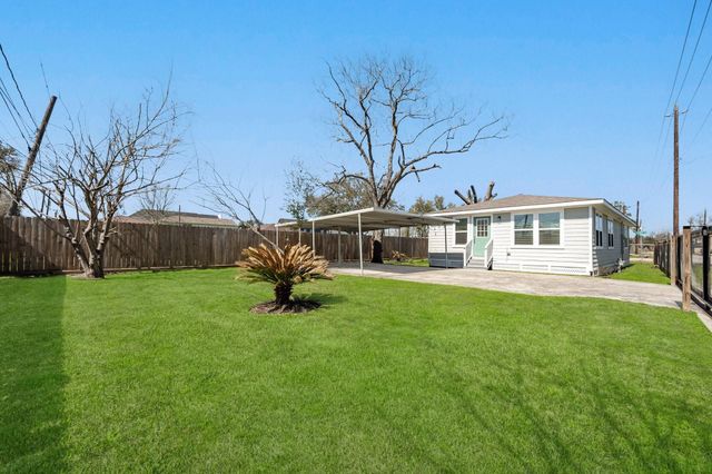 632 E 38th Street, Houston, TX 77022