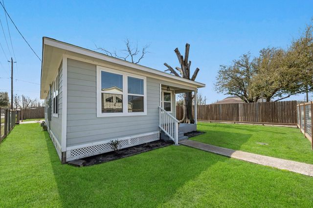 632 E 38th Street, Houston, TX 77022