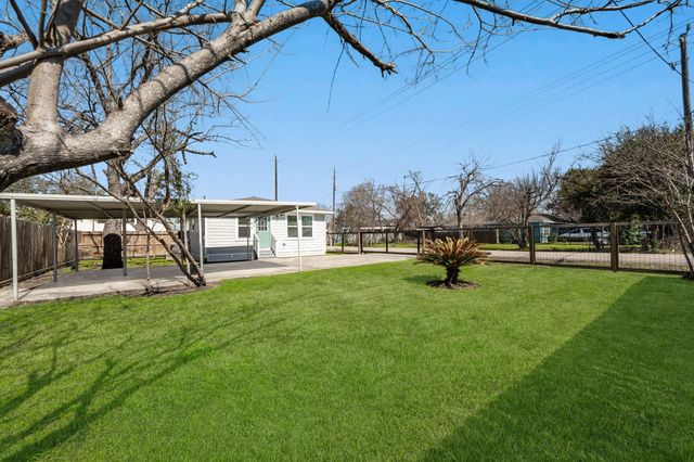 632 E 38th Street, Houston, TX 77022