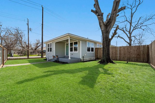 632 E 38th Street, Houston, TX 77022