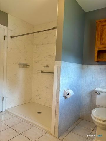 129 Oldham Avenue, Waterbury, CT 06705