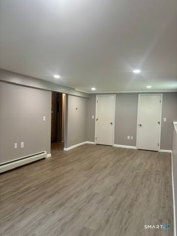129 Oldham Avenue, Waterbury, CT 06705