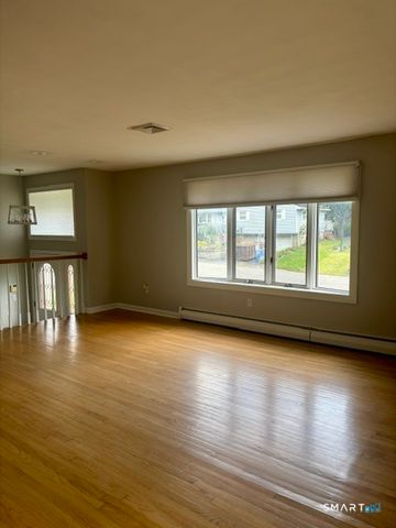 129 Oldham Avenue, Waterbury, CT 06705