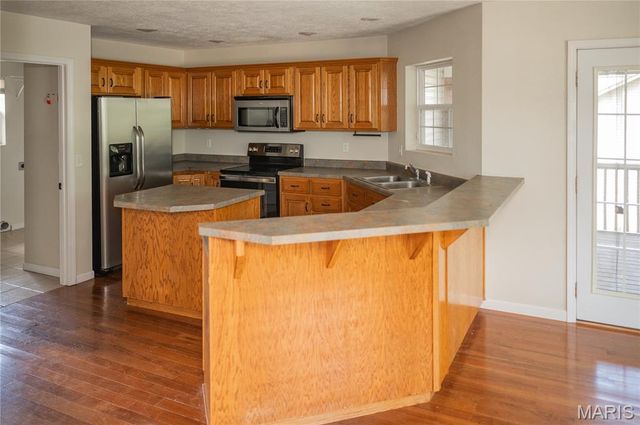 109 Summit Pass, Waynesville, MO 65583