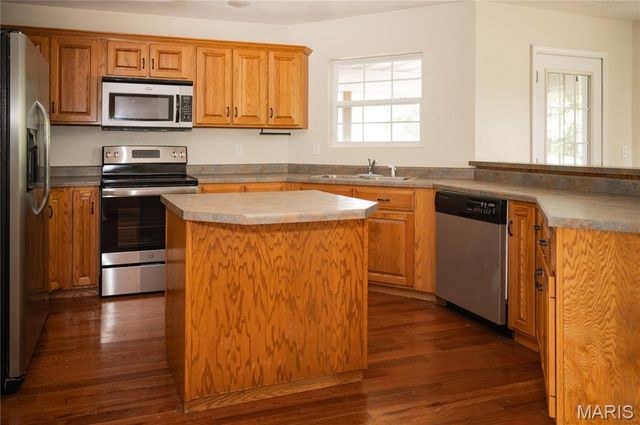 109 Summit Pass, Waynesville, MO 65583