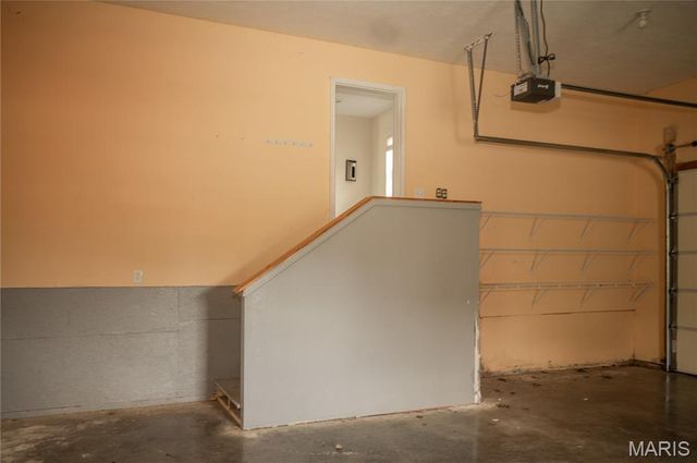 109 Summit Pass, Waynesville, MO 65583