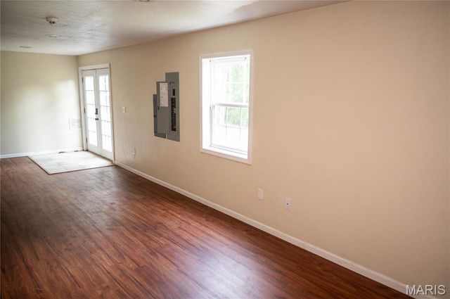 109 Summit Pass, Waynesville, MO 65583