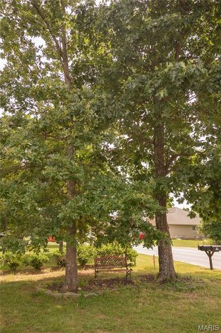 109 Summit Pass, Waynesville, MO 65583