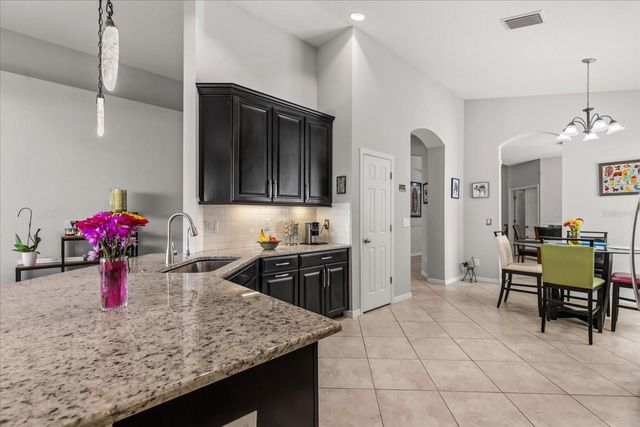 9244 BELLA VITA CIRCLE, Land O Lakes, FL 34637