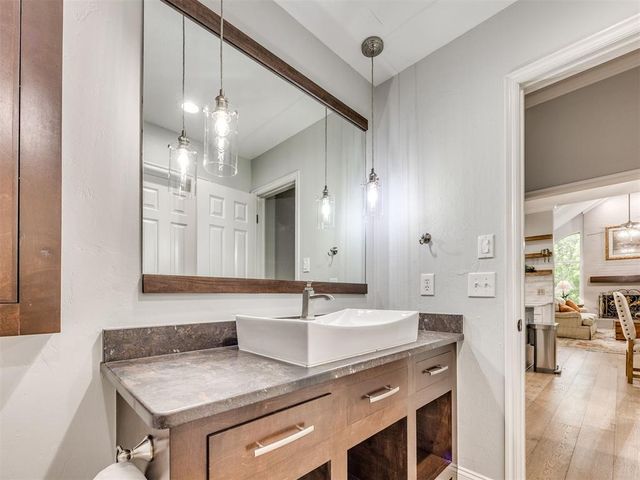 2617 Brixton Road, Edmond, OK 73034