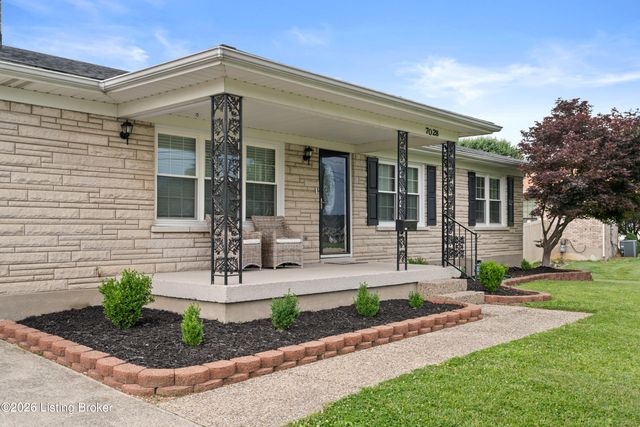 7028 Uranus Dr, Louisville, KY 40258