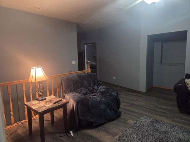 215 THEUNIS DRIVE, Wrightstown, WI 54180