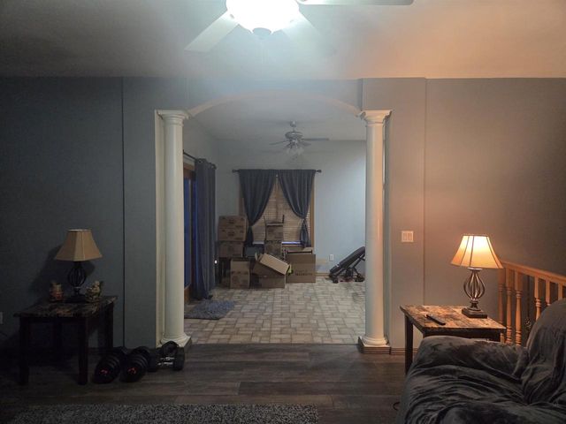 215 THEUNIS DRIVE, Wrightstown, WI 54180