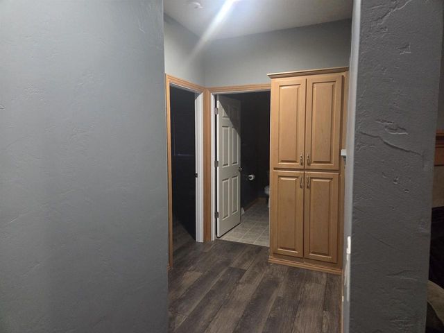 215 THEUNIS DRIVE, Wrightstown, WI 54180