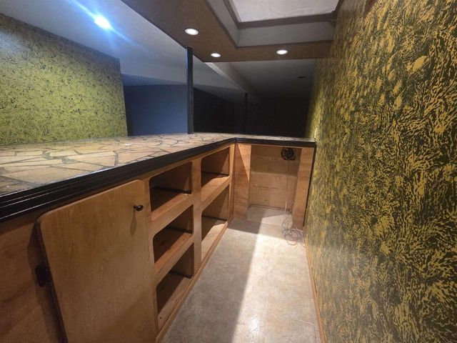 215 THEUNIS DRIVE, Wrightstown, WI 54180