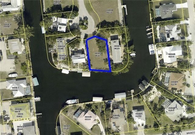 3200 Stabile RD, St. James City, FL 33956