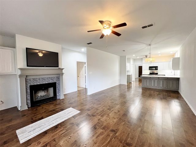 2116 Clear Lake Road, Weatherford, TX 76087