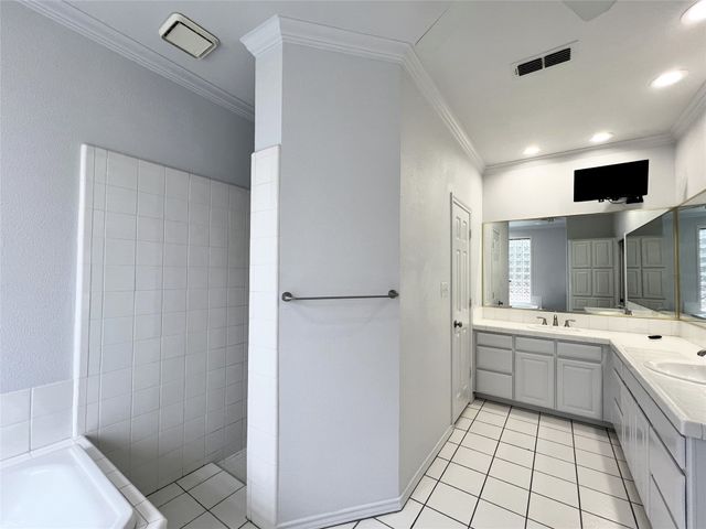 2116 Clear Lake Road, Weatherford, TX 76087