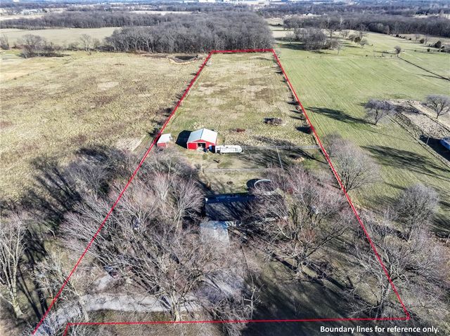 1651 W Highway 12, Gentry, AR 72734