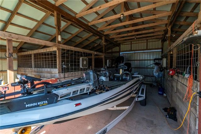 1651 W Highway 12, Gentry, AR 72734