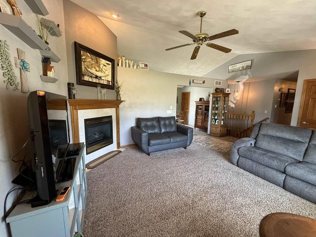 420 LONGWOOD LANE, Wrightstown, WI 54180