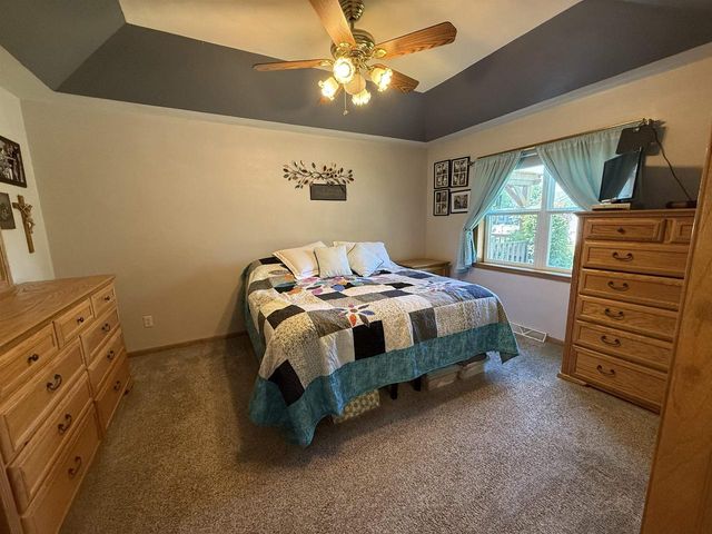 420 LONGWOOD LANE, Wrightstown, WI 54180