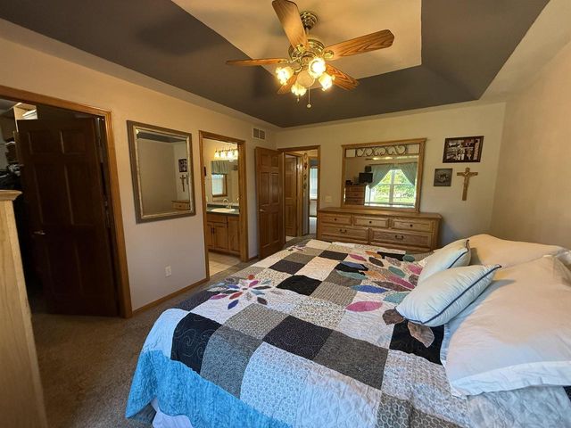420 LONGWOOD LANE, Wrightstown, WI 54180