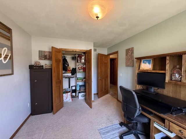 420 LONGWOOD LANE, Wrightstown, WI 54180
