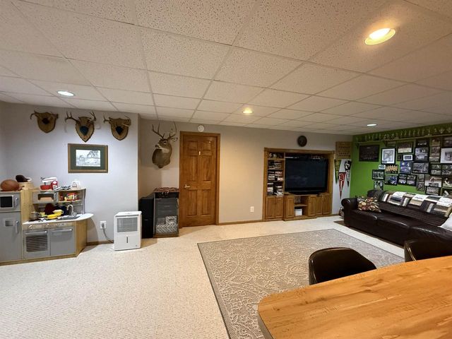 420 LONGWOOD LANE, Wrightstown, WI 54180