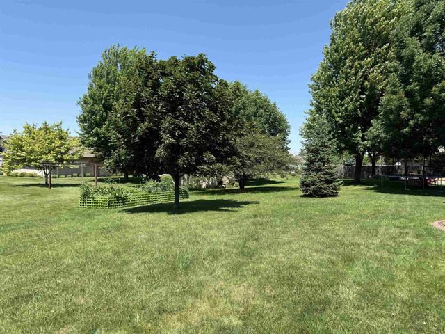 420 LONGWOOD LANE, Wrightstown, WI 54180