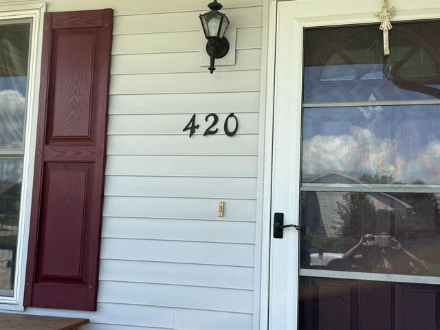 420 LONGWOOD LANE, Wrightstown, WI 54180