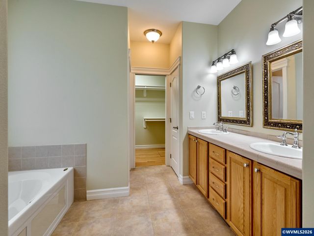 773 Tukwila Dr, Woodburn, OR 97071