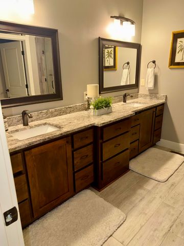 2274 Alcey Way, Nixa, MO 65714