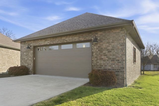 2274 Alcey Way, Nixa, MO 65714