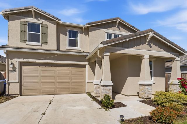 3562 E San Marino Avenue, Clovis, CA 93619