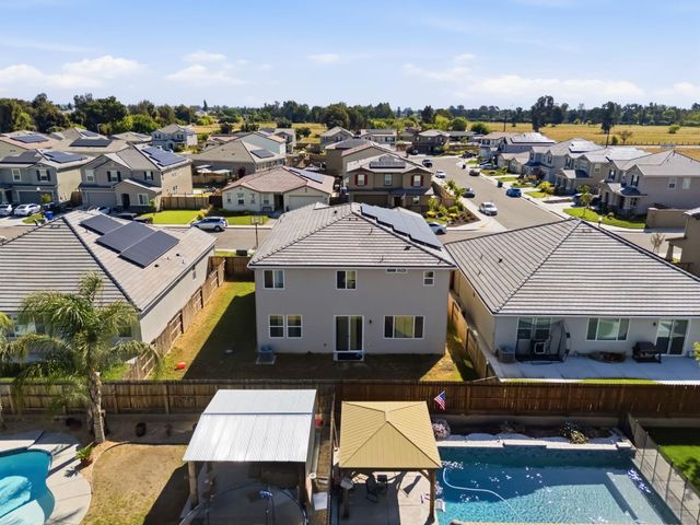 3562 E San Marino Avenue, Clovis, CA 93619