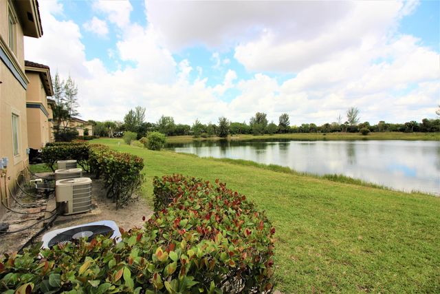 1145 GOLDEN LAKES Boulevard 716, West Palm Beach, FL 33411