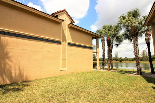 1145 GOLDEN LAKES Boulevard 716, West Palm Beach, FL 33411