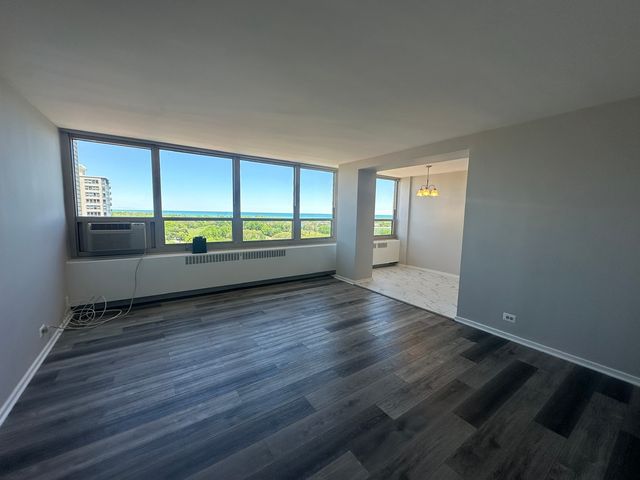 3950 N Lake Shore Drive 1502A, Chicago, IL 60613