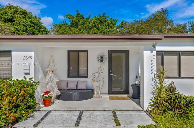 2349 NE 173rd St, North Miami Beach, FL 33160